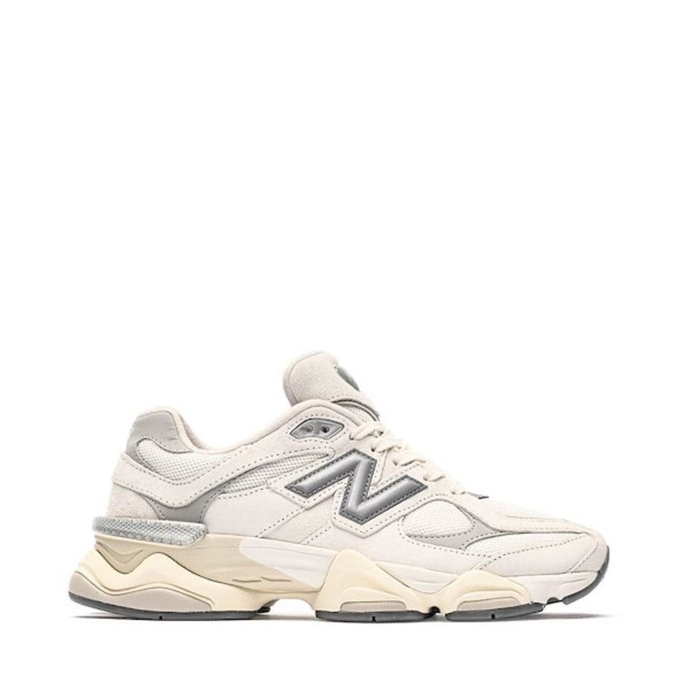 New Balance 9060 Athletic Shoe - Sea Salt / Concrete NWT